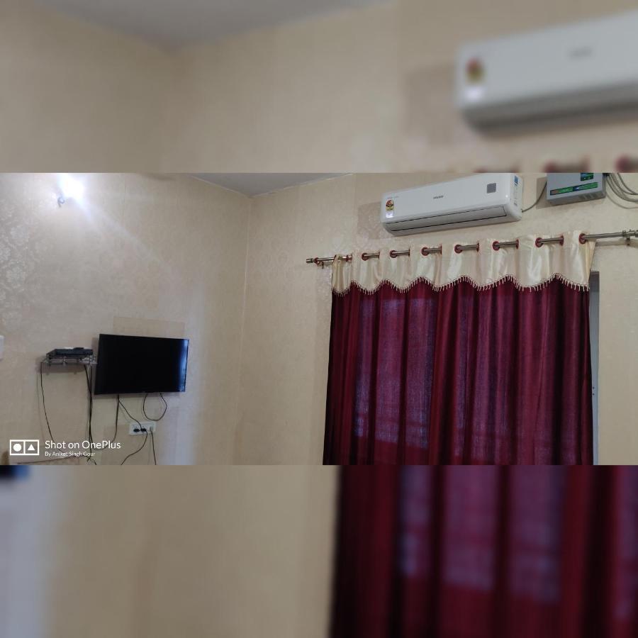 Couple Friendly Hotel - Sunset Orchha Extérieur photo