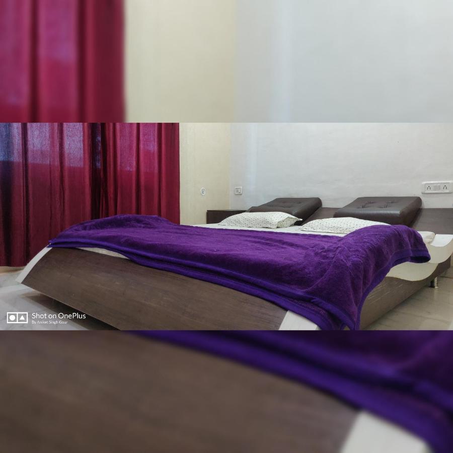 Couple Friendly Hotel - Sunset Orchha Extérieur photo